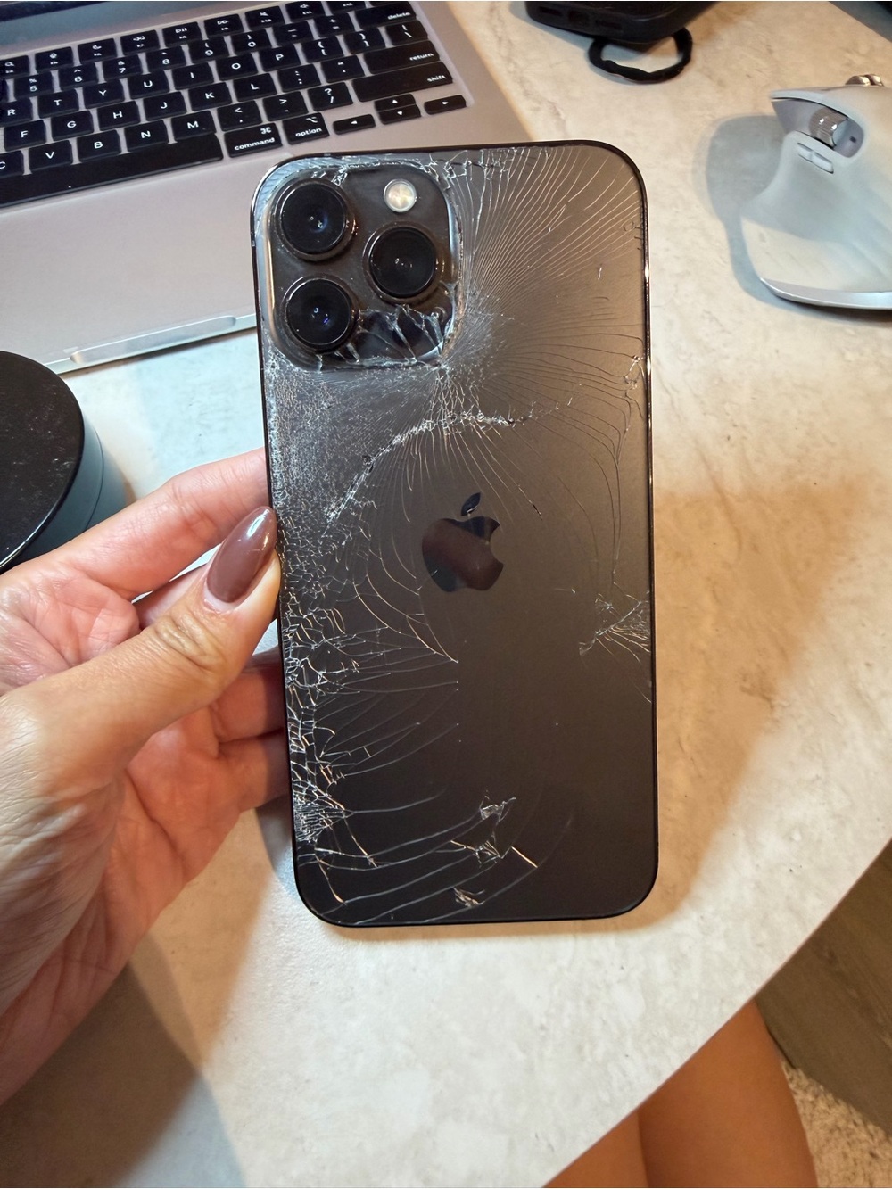 iPhone 13 Pro Max - Picture 3 of 3